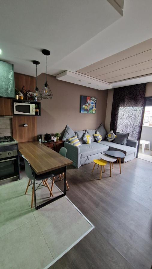 Cosy Appartement Au Centre De Casablanca Exterior foto